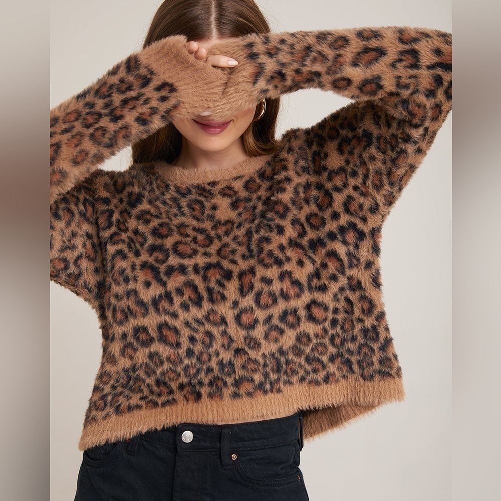Bella Dahl crewneck sweater golden leopard size small